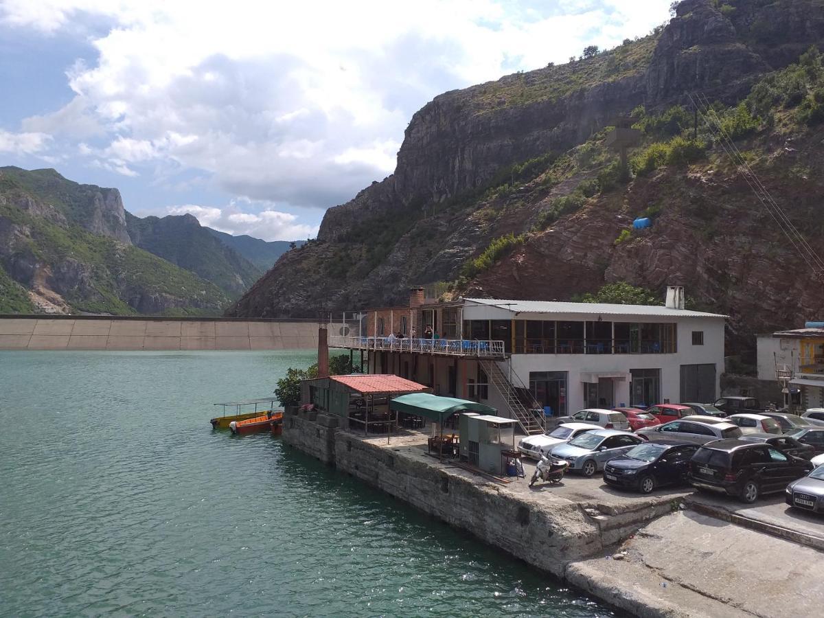 Rozafa Ferry & Accommodation Koman Exterior photo